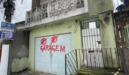 Casa com 2 quartos à venda na Rua Flamengo, Jardim Ângela, Embu das Artes, 225 m2 por R$ 450.000