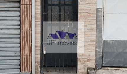Casa com 2 quartos para alugar na Rua Caiçara, 437, Jardim da Luz, Embu das Artes, 125 m2 por R$ 1.300