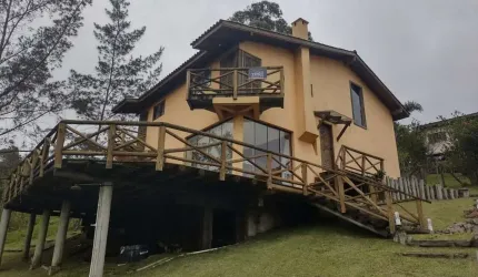 Sobrado Padrão para Venda em Praia da Ferrugem Garopaba-SC