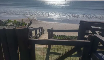 Sobrado para alugar no bairro Centro - Garopaba/SC