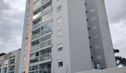 Ótimo apartamento semimobiliado na Vila Horn