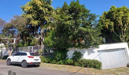 Casa para Venda em Mogi das Cruzes, Vila Oliveira, 3 dormitórios, 3 suítes, 4 banheiros, 4 vagas