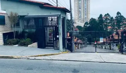 Casa em Condomínio para Venda em Mogi das Cruzes, Mogi Moderno, 3 dormitórios, 1 suíte, 2 banheiros, 2 vagas