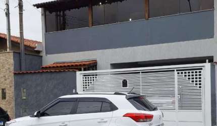 Casa / Sobrado para Locação em Mogi das Cruzes, Centro, 4 dormitórios, 1 suíte, 4 banheiros, 2 vagas