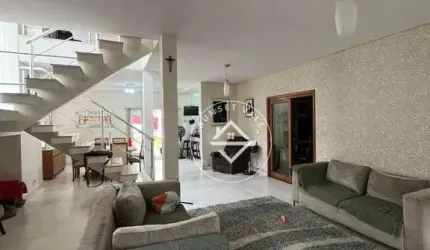 Linda Casa com 3 dormitórios à venda, 240 m² por R$ 2.300.000 - Villa Branca - Jacareí/SP