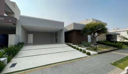 Vende-se Casa Térrea Moderna no Jardim do Golfe III – São José dos Campos  ✨ Conforto, sofisticação e sustentabilidade em um só lugar!