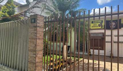 Casa para Venda em Curitiba, Santa Cândida, 3 dormitórios, 1 suíte, 3 banheiros, 3 vagas