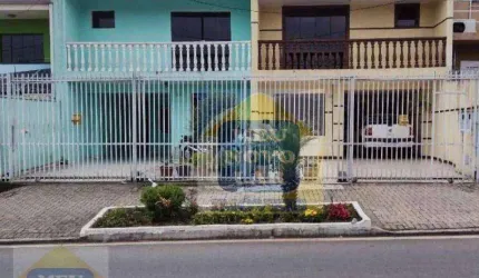 Sobrado com 3 dormitórios à venda, 354 m² por R$ 1.320.000,00 - Fazendinha - Curitiba/PR