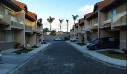 Sobrado com 3 dormitórios à venda, 115 m² por R$ 560.000,00 - Cajuru - Curitiba/PR
