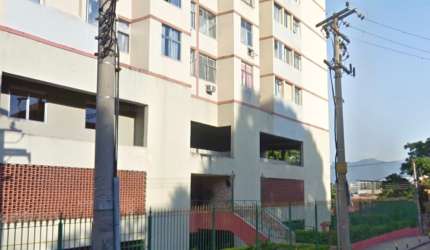 2 quartos com vaga Abolição