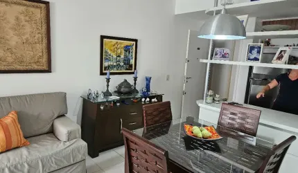 Apartamento  82 m2, 2 quartos (suíte), armários nos quartos, na cozinha e nos banheiros, 3 banheiros
