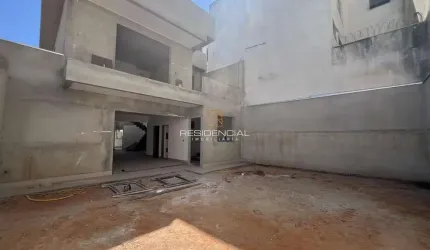 CASA DE ALTO PADRÃO BAIRRO BOM PASTOR