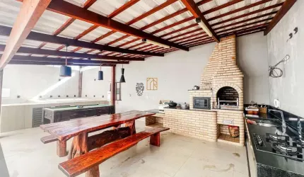 CASA A VENDA NO BAIRRO SAGRADA FAMÍLIA