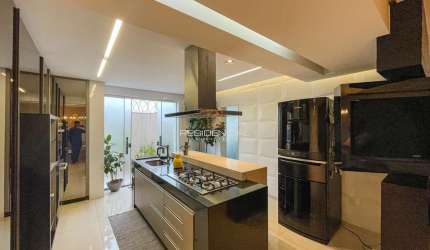 Apartamento 3 dormitórios à venda Vila Belo Horizonte Divinópolis/MG