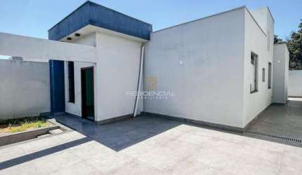 Casa a venda no bairro Santa Rosa