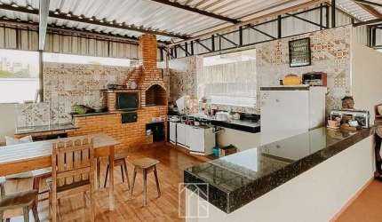 CASA A VENDA NO BAIRRO BELVEDERE