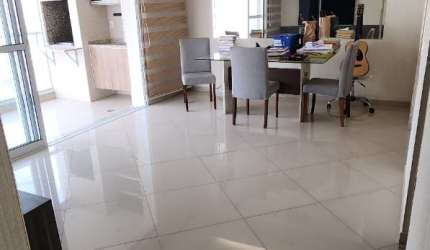 Lindo apartamento pronto pra morar