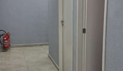 Lida sala comercial em santana próximo do metro pronta para usar .