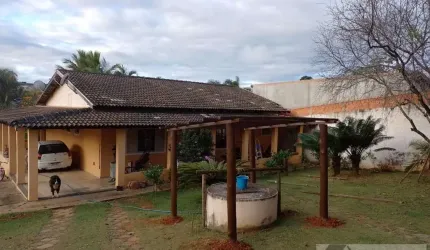 Chácara para Locação em Itapetininga, Vale San Fernando, 3 dormitórios, 1 suíte, 3 banheiros, 2 vagas