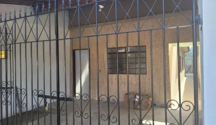 Casa para Venda em Itapetininga, Vila Regina, 2 dormitórios, 1 banheiro, 2 vagas