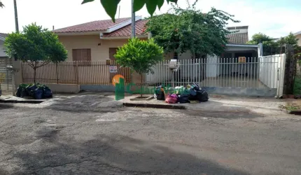Duas Casas no Mesmo Terreno à Venda em Paiçandu/PR
