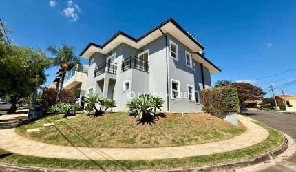 Casa à Venda no Condomínio Vivenda das Cerejeiras em Valinhos/SP