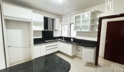 Apartamento com 3 quartos para alugar na Rua João Pio Duarte Silva, 682, Córrego Grande, Florianópolis por R$ 3.400