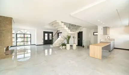 Casa em condomínio fechado com 4 quartos à venda na Rua Doutor Lubumir Viergbiski, 220, Campo Comprido, Curitiba, 358 m2 por R$ 2.680.000