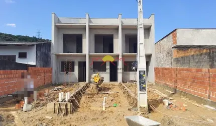 12211 - Sobrado Geminado com Documentação Inclusa no bairro  Itinga - Araquari