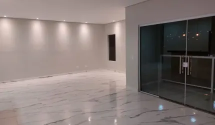 LINDA CASA EM CONDOMINIO FECHADO RESERVA DA MATA EM MONTE MOR