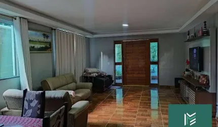 Casa com 4 dormitórios à venda, 200 m² por R$ 800.000,00 - Imbiu - Teresópolis/RJ