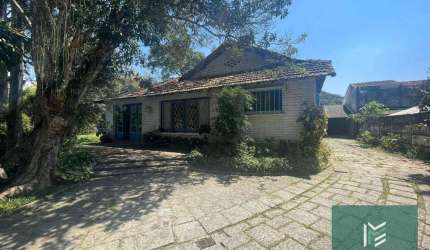 Casa com 4 dormitórios, 300 m² - venda por R$ 3.000.000,00 ou aluguel por R$ 23.000,00/mês - Várzea - Teresópolis/RJ