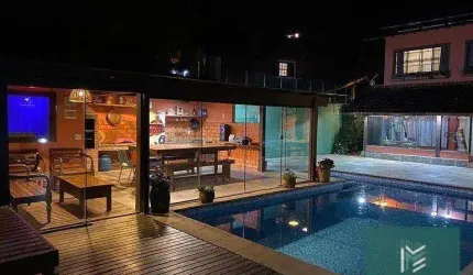 Casa com 4 dormitórios à venda, 150 m² por R$ 2.800.000,00 - Carlos Guinle - Teresópolis/RJ