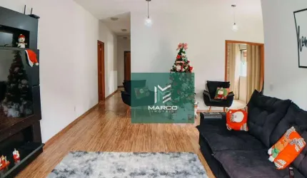 Casa com 3 dormitórios à venda, 162 m² por R$ 700.000,00 - Albuquerque - Teresópolis/RJ
