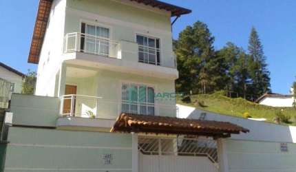 Casa com 4 dormitórios à venda, 250 m² por R$ 990.000 - Agriões - Teresópolis/RJ