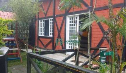 Casa com 5 dormitórios à venda, 115 m² por R$ 990.000 - Alto - Teresópolis/RJ