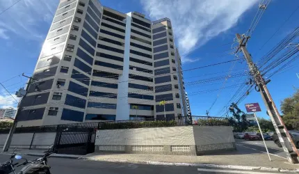 Belíssimo apartamento na Av. Beira Mar - 6º andar com 4 quartos
