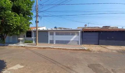 Térrea para venda possui 170 metros quadrados com 3 quartos