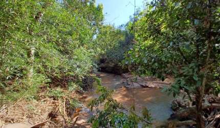 Fazenda/Sítio/Chácara para venda com 300 metros quadrados com 8 quartos