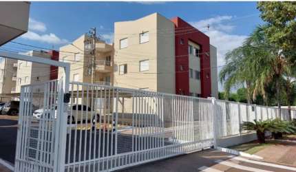Apartamento com 2 Quartos, Sacada e Lazer Completo – Monte Castelo