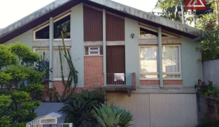 Casa com 3 dormitórios, sendo 1 suíte à venda, 250 m² por R$ 1.600.000 - Centro - Blumenau/SC