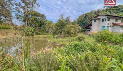 Sítio com 4 dormitórios à venda, 136000 m² por R$ 1.800.000,00 - Vila Itoupava - Blumenau/SC