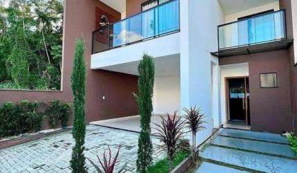 Sobrado com 3 dormitórios, sendo 1 suíte à venda, 160 m² por R$ 750.000 - Das Capitais - Timbó/Santa Catarina