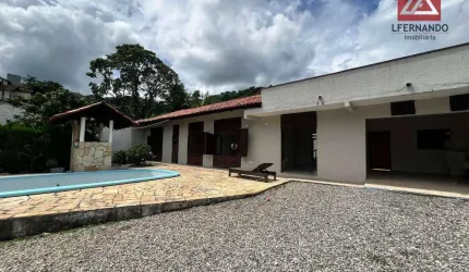 Casa com 4 dormitórios à venda, 160 m² por R$ 800.000,00 - Garcia - Blumenau/SC