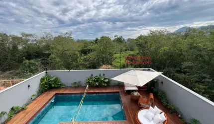 Belíssima casa de Alto padrão em Biguaçu