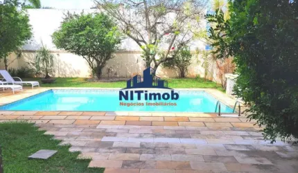 Casa à venda, 3 quartos, 2 suítes, 3 vagas, Camboinhas - Niterói/RJ