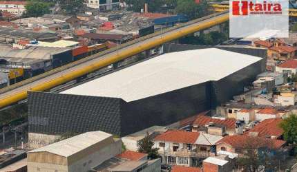 100 m de testada para a avenida. 3.680 m²