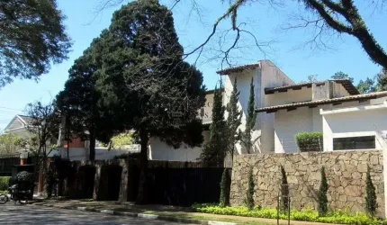 Casa para alugar no Jardim Guedala - com piscina e 3 suítes