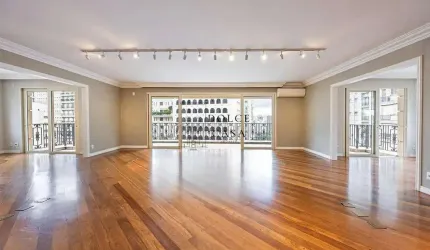 Apartamento no Jardim Europa - 3 suites e varanda panorâmica
