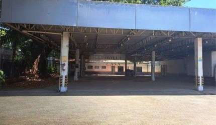 Casa comercial no Jardim Paulista - amplo terreno